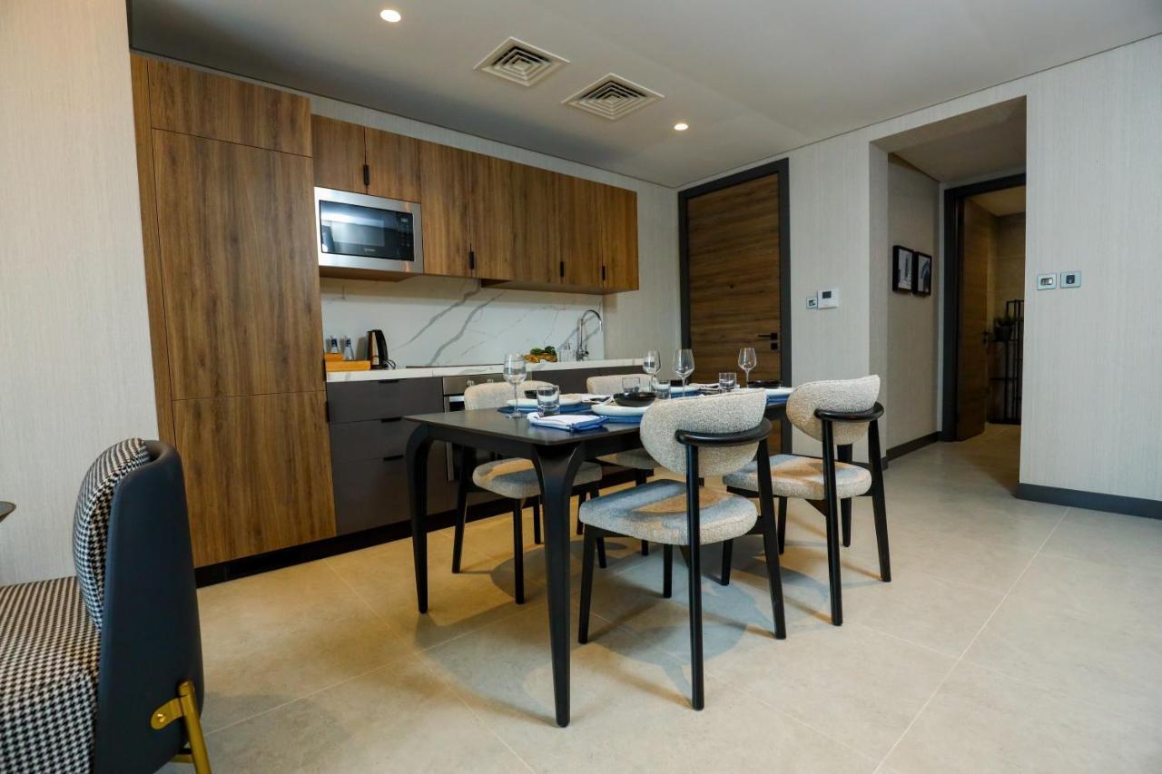 Charthouse Bahrain Hotel Manama Exterior photo A kitchen in a serviced apartment